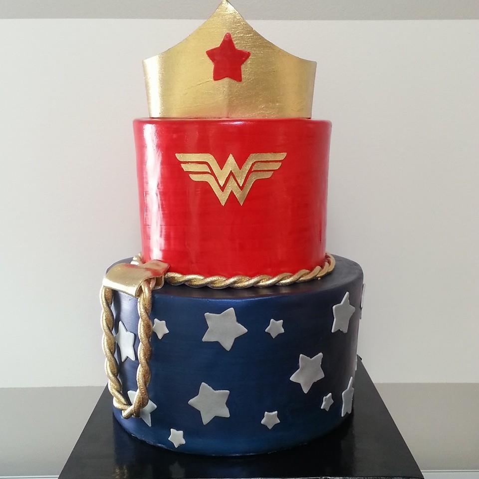 fuel sweat grow: Maliha creations Wonder Woman Birthday cake
